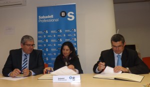 La APF firma un convenio marco con el Grupo Banco Sabadell